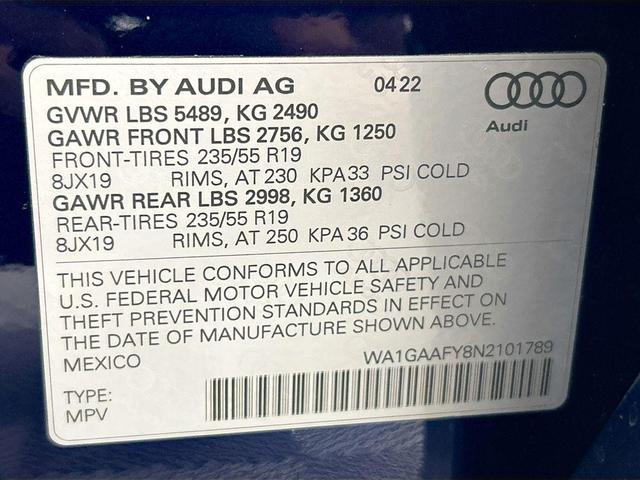 Photo of 2022 Navarra Blue Metallic Audi Q5
