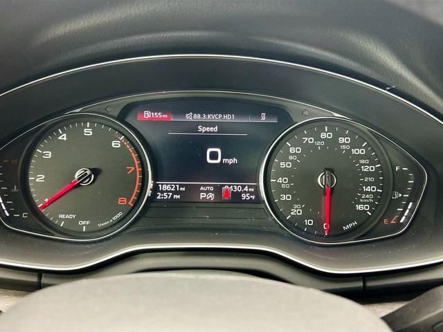 Photo of 2022 Navarra Blue Metallic Audi Q5