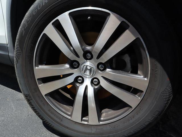 Photo of 2018 White Diamond Pearl Honda Pilot