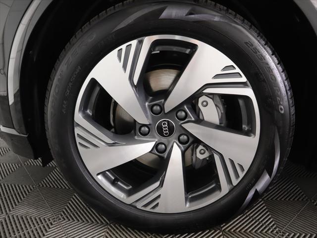 Photo of 2025 Mythos Black Metallic Audi Q6 e-tron