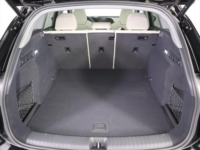 Photo of 2025 Mythos Black Metallic Audi Q6 e-tron