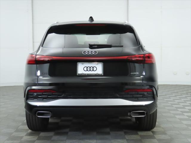 Photo of 2025 Mythos Black Metallic Audi Q5