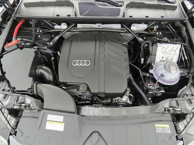 Photo of 2025 Daytona Gray Pearl Effect Audi Q5