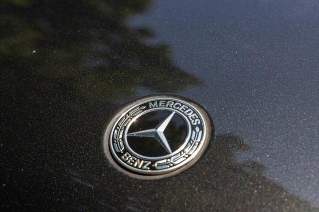 Photo of 2022 Graphite Gray Mercedes-Benz GLC 300
