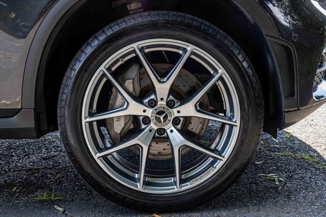 Photo of 2022 Graphite Gray Mercedes-Benz GLC 300