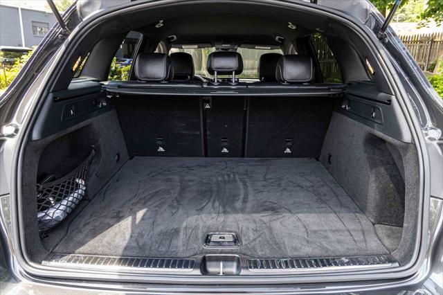 Photo of 2022 Graphite Gray Mercedes-Benz GLC 300