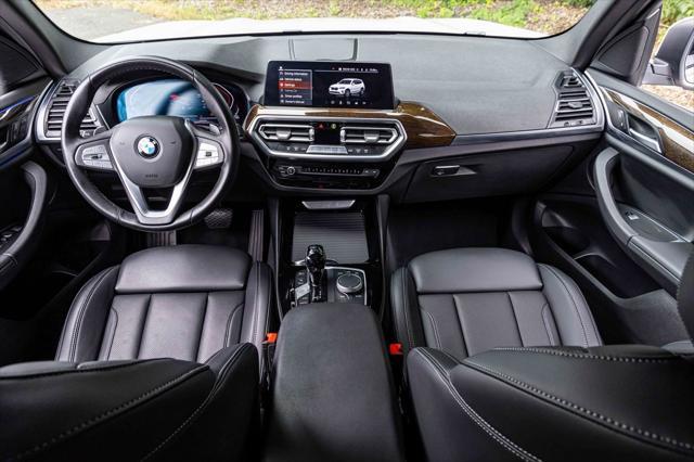 Photo of 2023 White Metallic BMW X3