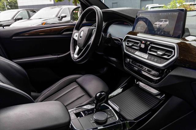 Photo of 2023 White Metallic BMW X3
