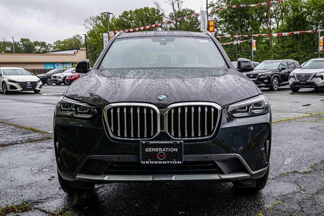 Photo of 2022 Black Sapphire Metallic BMW X3