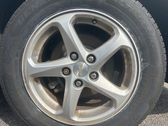 Photo of 2018 Silver Ice Metallic Chevrolet Malibu