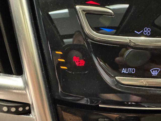 Photo of 2016 Graphite Metallic Cadillac SRX
