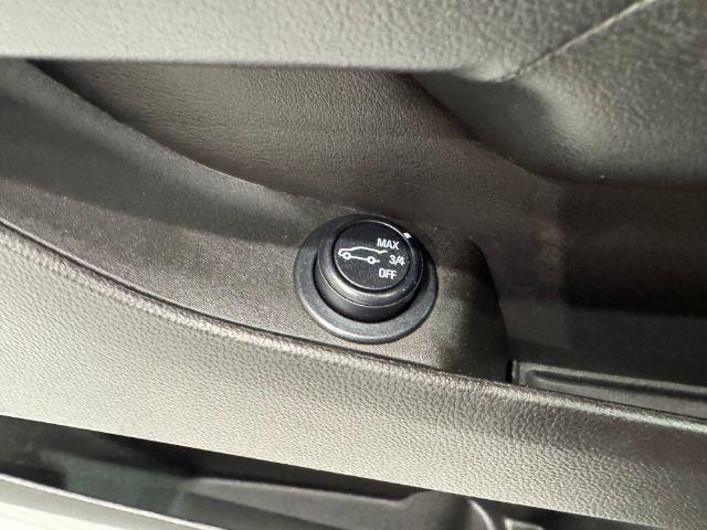 Photo of 2016 Graphite Metallic Cadillac SRX