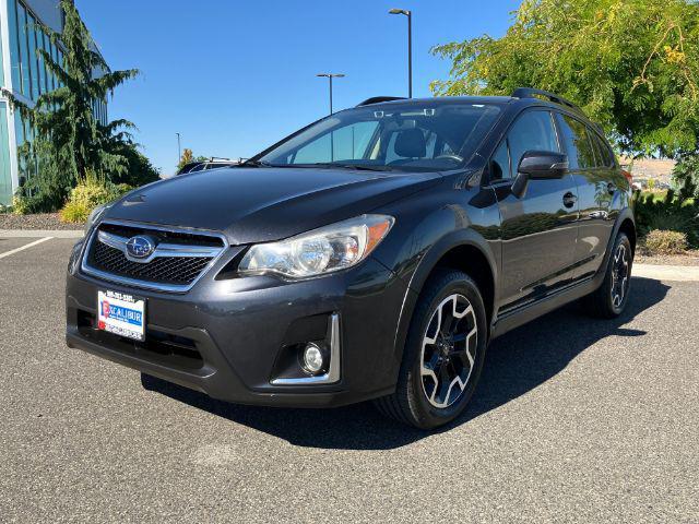 Photo of 2017 Ice Silver Metallic Subaru Crosstrek