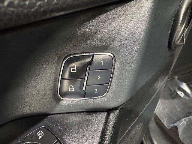 Photo of 2018 Shadow Black Ford Expedition