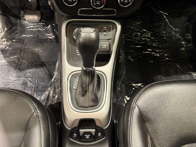 Photo of 2018 White Clearcoat Jeep Compass