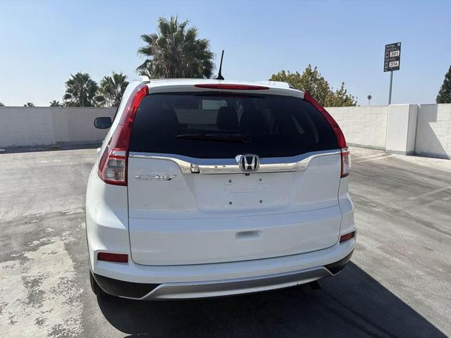 Photo of 2016 White Diamond Pearl Honda CR-V