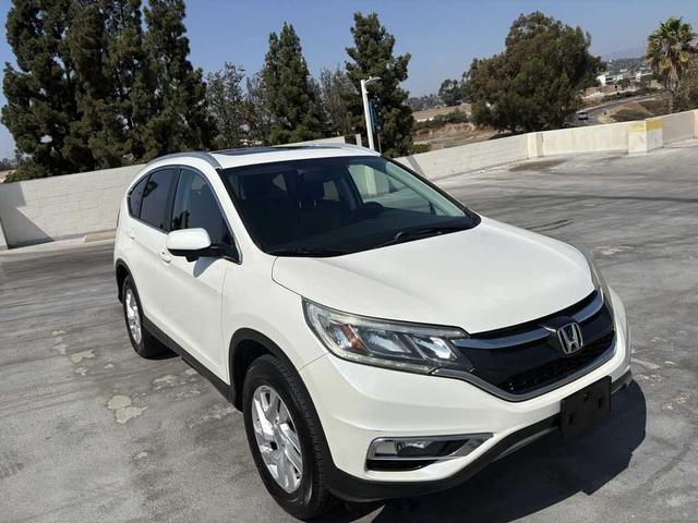 Photo of 2016 White Diamond Pearl Honda CR-V