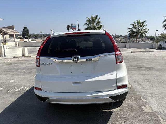 Photo of 2016 White Diamond Pearl Honda CR-V