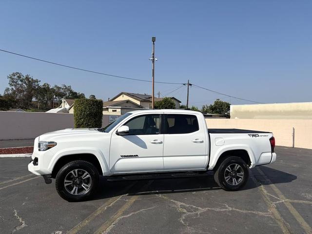 Photo of 2019 Super White Toyota Tacoma