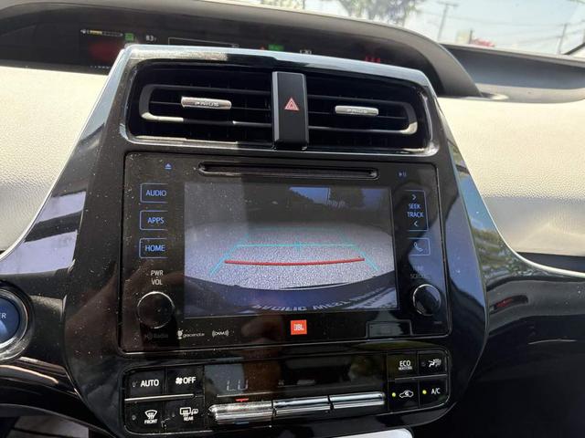 Photo of 2017 Magnetic Gray Metallic Toyota Prius