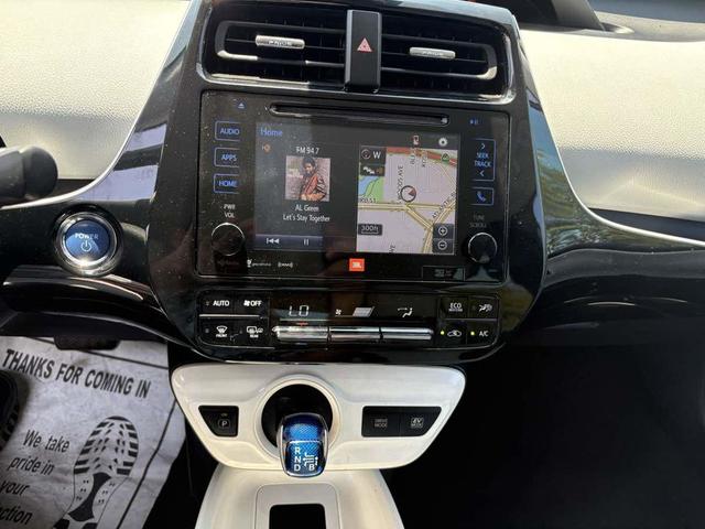 Photo of 2017 Magnetic Gray Metallic Toyota Prius