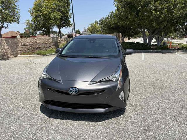 Photo of 2017 Magnetic Gray Metallic Toyota Prius