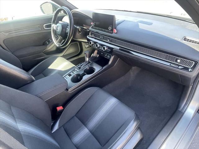 Photo of 2024 Lunar Silver Metallic Honda Civic