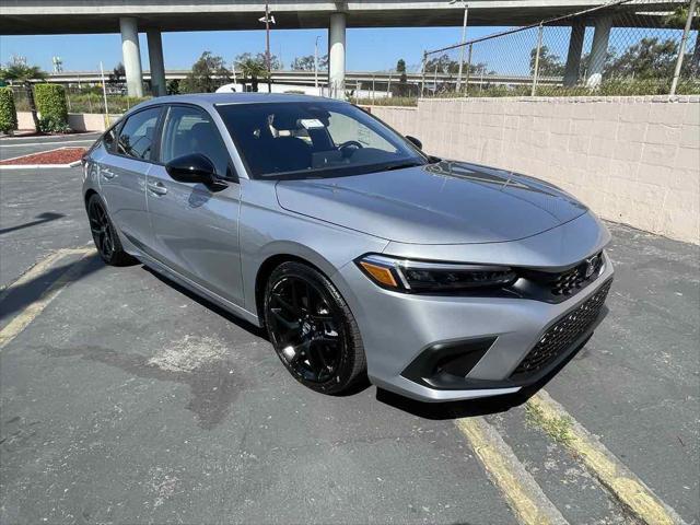Photo of 2024 Lunar Silver Metallic Honda Civic