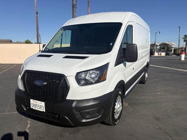 Photo of 2024 Oxford White Ford Transit-250