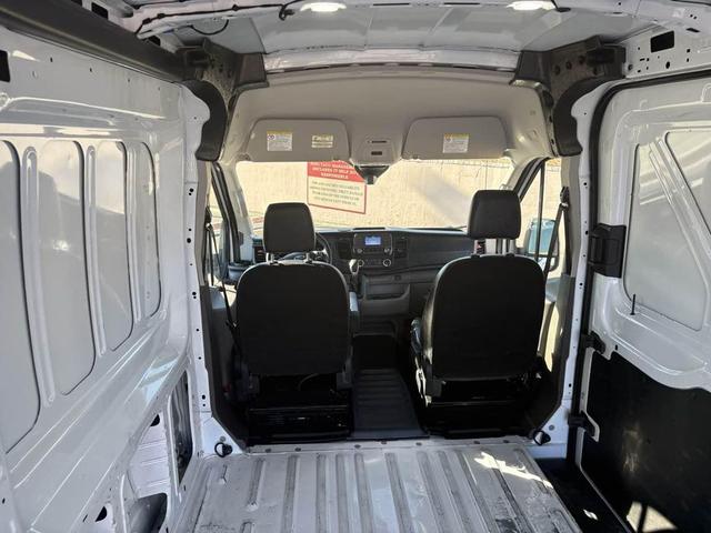 Photo of 2024 Oxford White Ford Transit-250