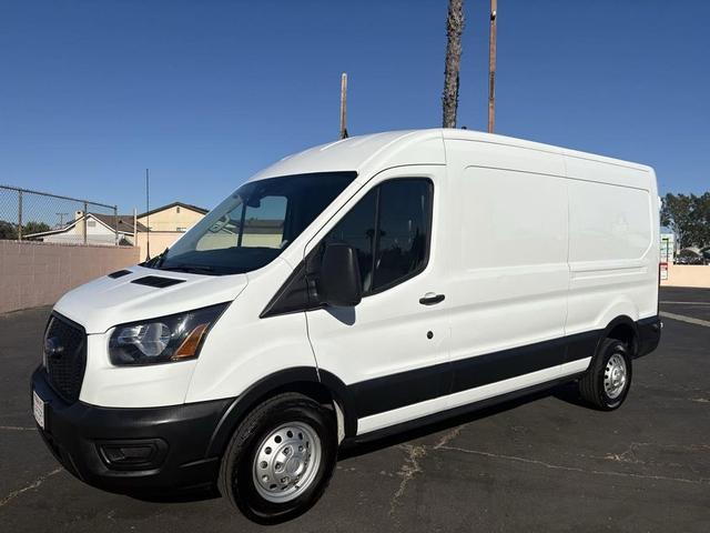Photo of 2024 Oxford White Ford Transit-250