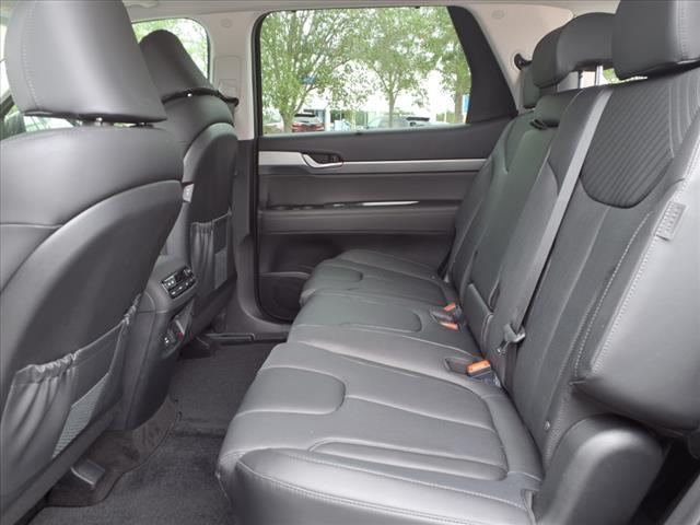 Photo of 2025 Abyss Black Pearl Hyundai PALISADE