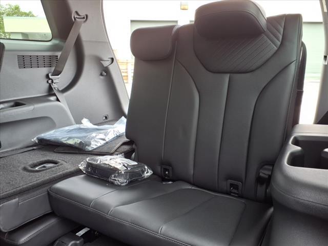 Photo of 2025 Abyss Black Pearl Hyundai PALISADE