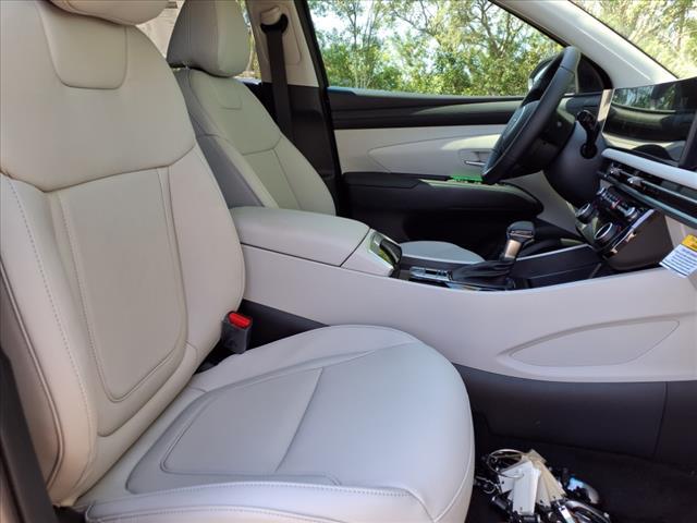 Photo of 2025 Ecotronic Gray Hyundai TUCSON