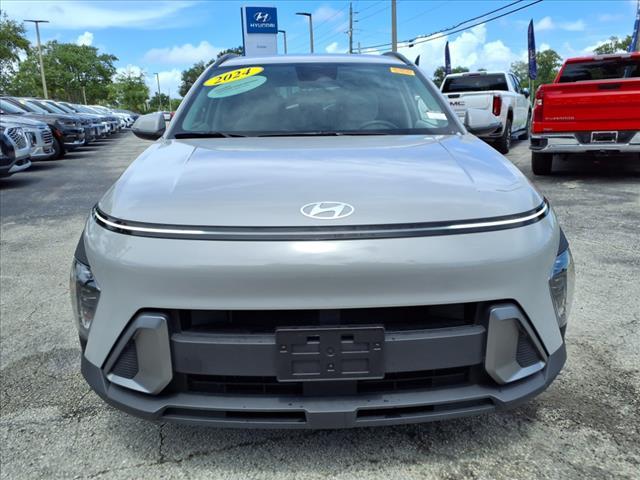 Photo of 2024 Cyber Gray Metallic Hyundai KONA