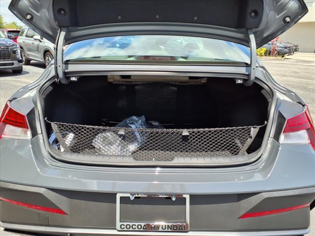 Photo of 2025 Ecotronic Gray Hyundai ELANTRA