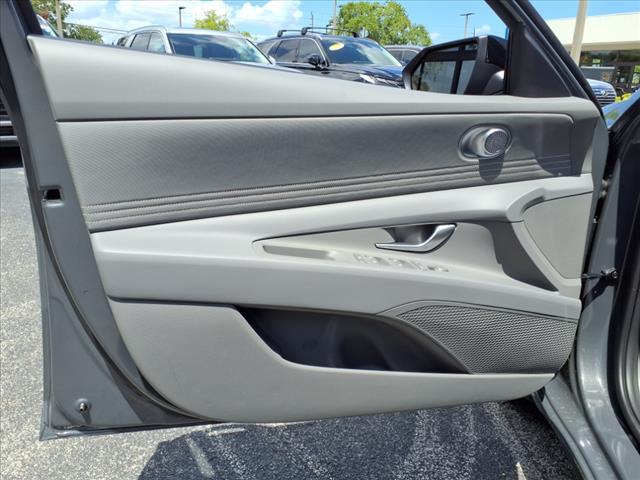 Photo of 2025 Ecotronic Gray Hyundai ELANTRA