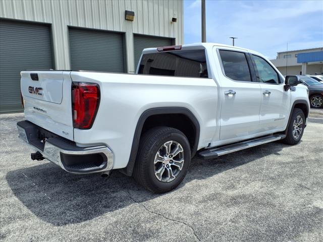 Photo of 2024 Summit White GMC Sierra 1500