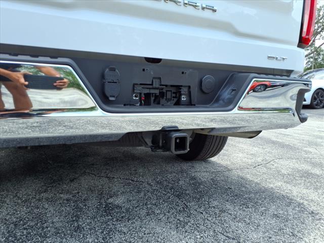 Photo of 2024 Summit White GMC Sierra 1500