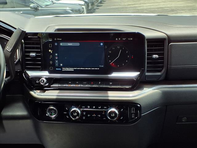 Photo of 2024 Summit White GMC Sierra 1500