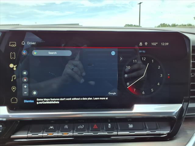 Photo of 2024 Summit White GMC Sierra 1500