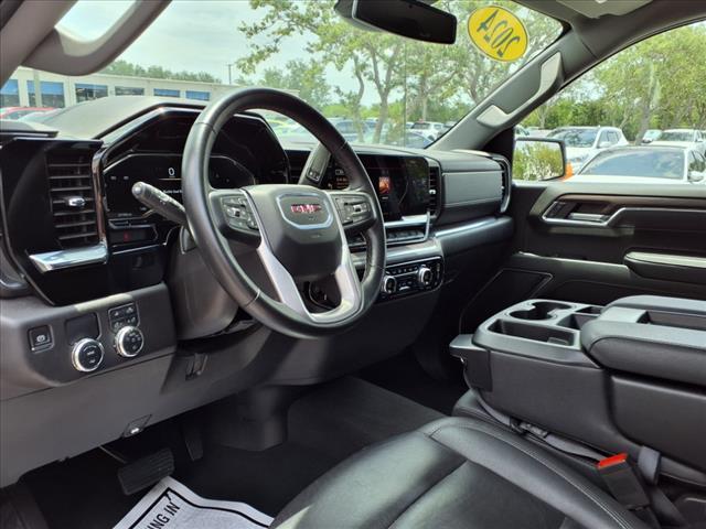 Photo of 2024 Summit White GMC Sierra 1500