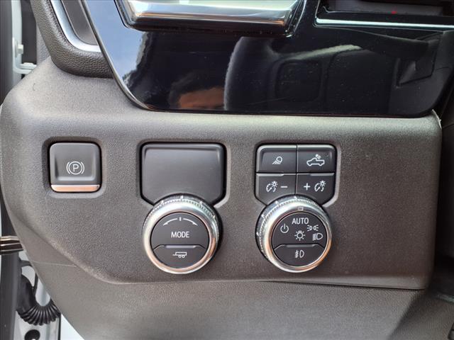 Photo of 2024 Summit White GMC Sierra 1500