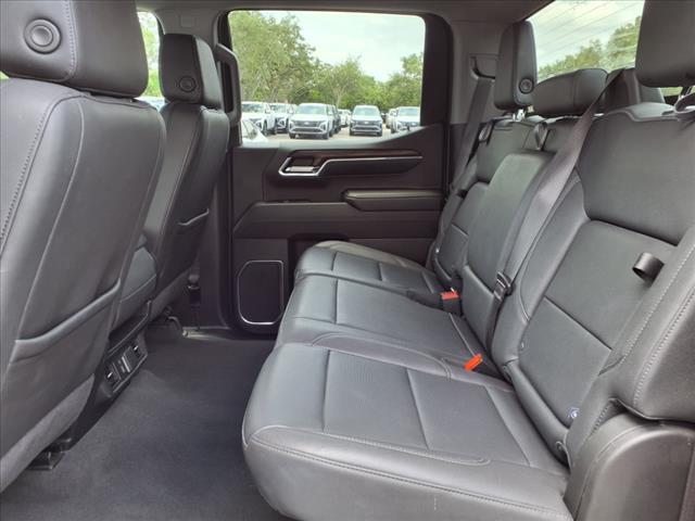 Photo of 2024 Summit White GMC Sierra 1500