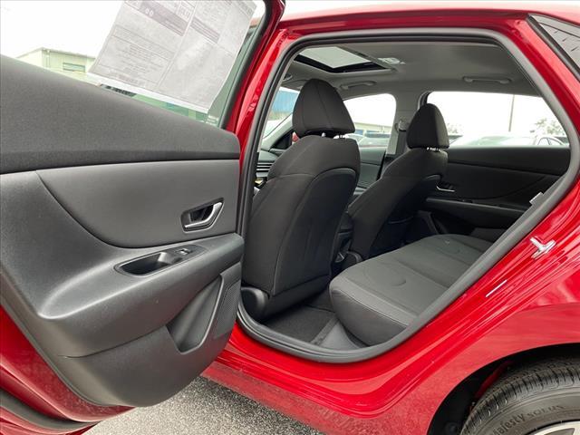 Photo of 2024 Ultimate Red Hyundai ELANTRA