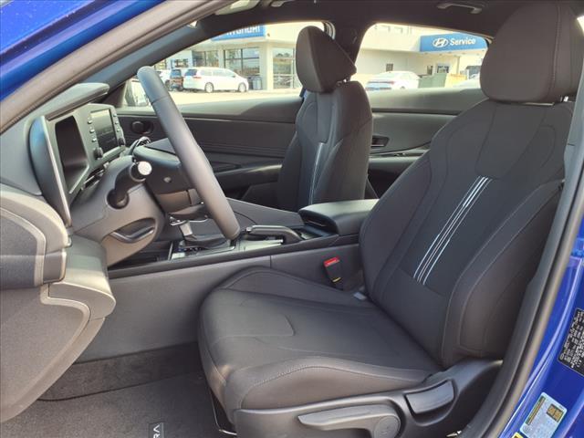 Photo of 2025 Intense Blue Hyundai ELANTRA