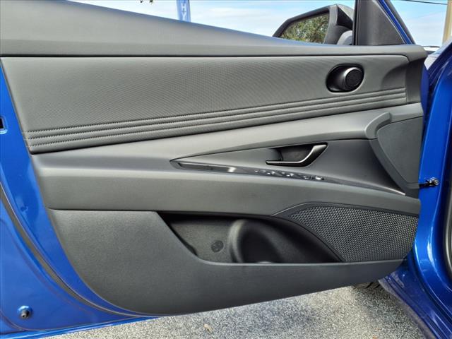 Photo of 2025 Intense Blue Hyundai ELANTRA