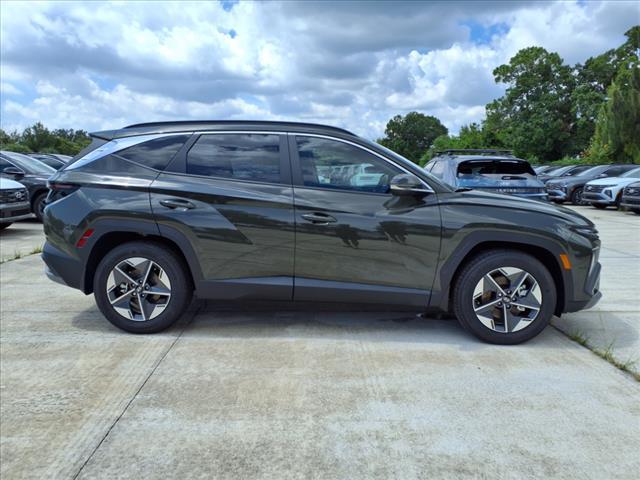 Photo of 2025 Rockwood Green Hyundai TUCSON