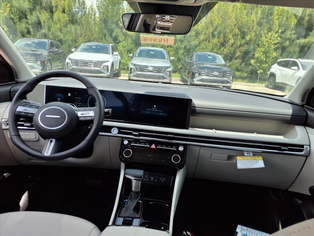 Photo of 2025 Rockwood Green Hyundai TUCSON
