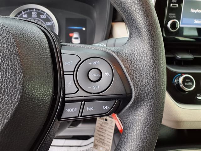 Photo of 2020 White Toyota Corolla